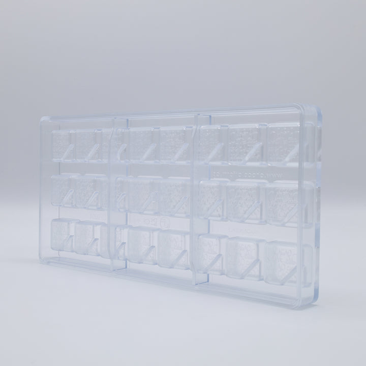 Chocolate Form CF0204 / 9 g / 24 Cavities Polycarbonate Chocolate Mould