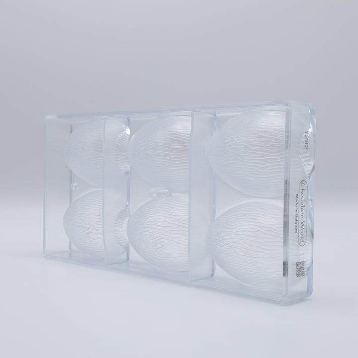 Chocolate World RM1282 / 93 g / 4 Cavities Polycarbonate Easter Egg