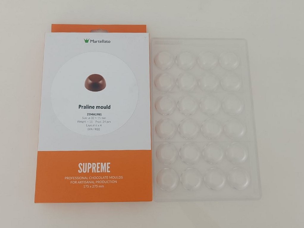 Martellato 21MA1981 / 11 gm / 24 cavities Polycarbonate Chocolate Mould
