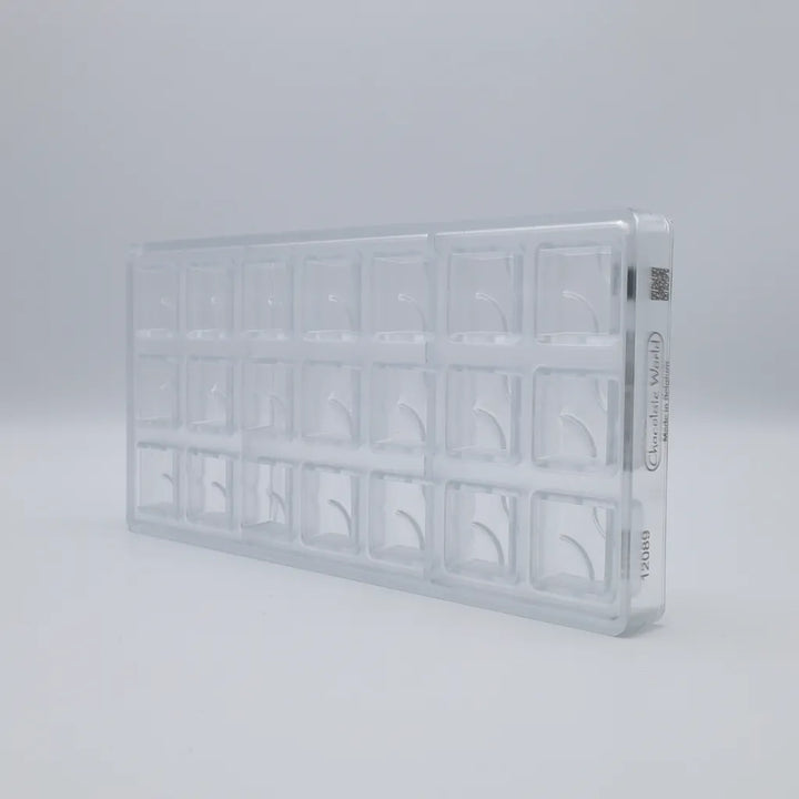 Chocolate World RM12089 / 12.8 g / 21 Cavities Polycarbonate Mould - Mangharam Chocolate Solutions