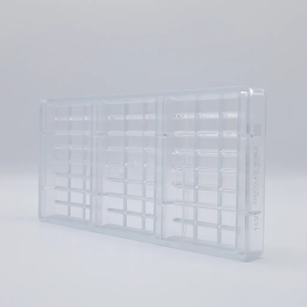 Chocolate World RM1430 / 138 g / 3 Cavities Polycarbonate Mould