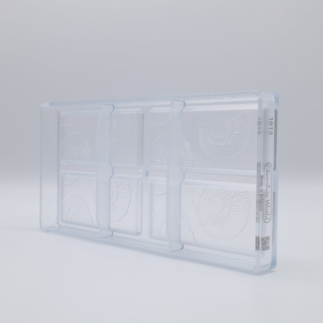 Chocolate World RM1613 / 30 g / 4 Cavities Polycarbonate Mould - Mangharam Chocolate Solutions