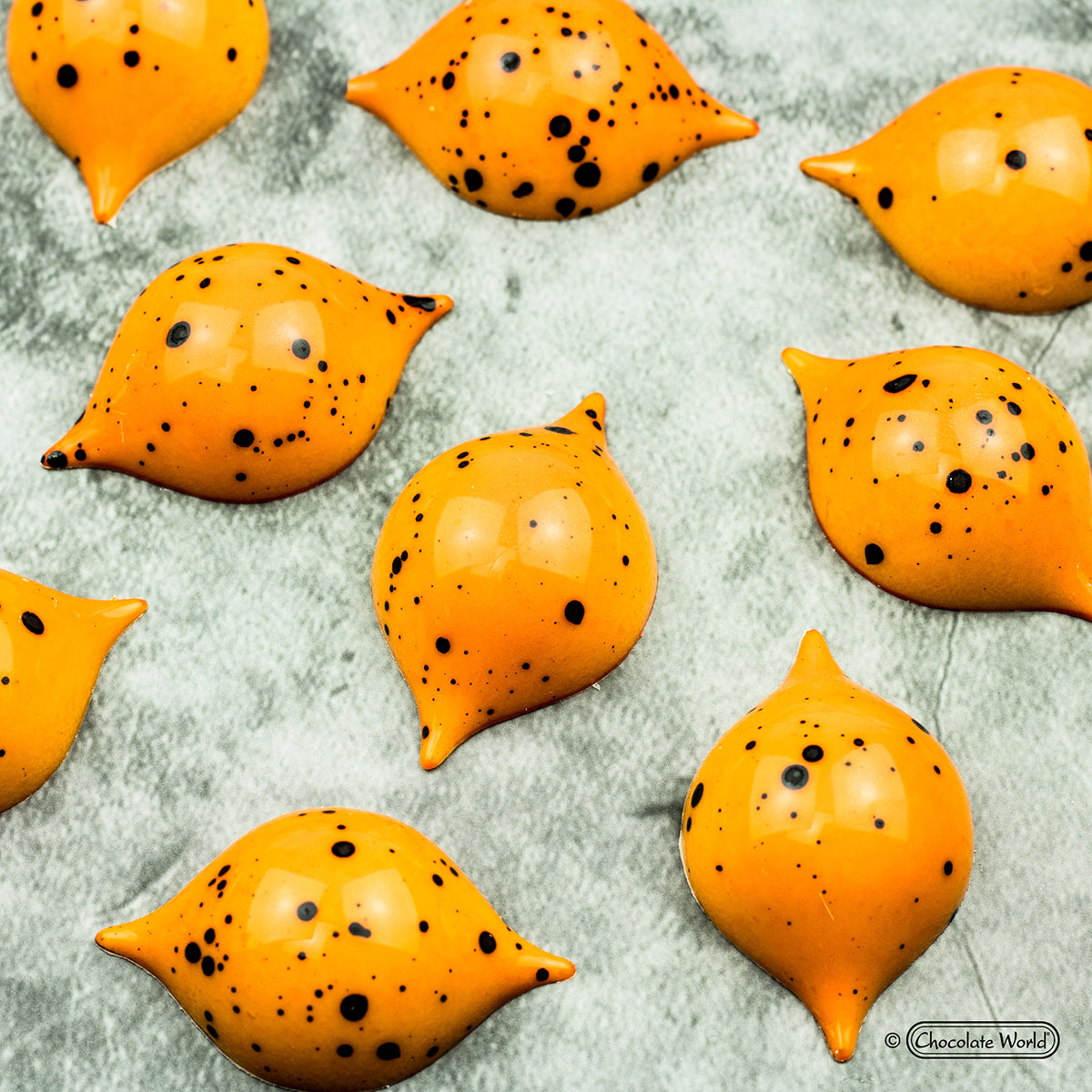 Chocolate World RM1903 / 7.5 g / 21 Cavities Polycarbonate Mould