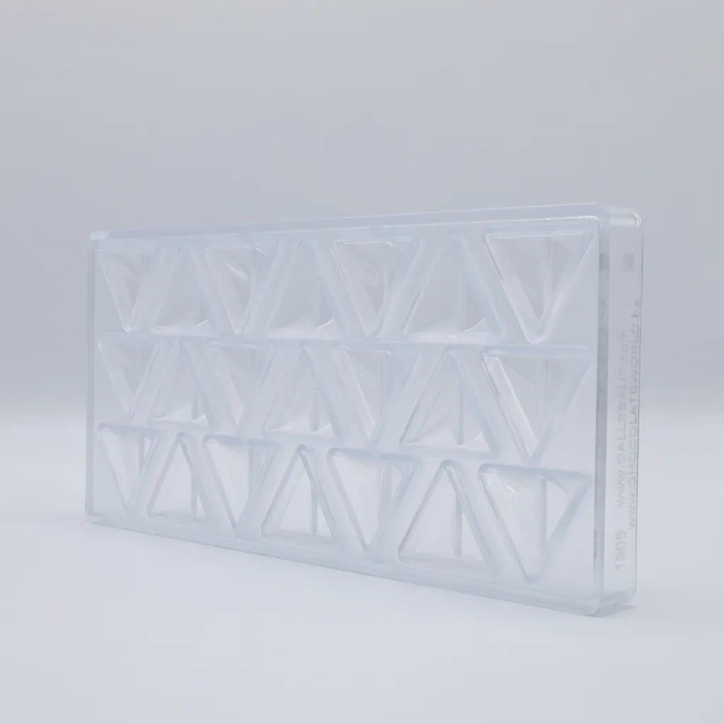 Chocolate World RM1905 / 8.5 g / 21 Cavities Polycarbonate Mould - Mangharam Chocolate Solutions
