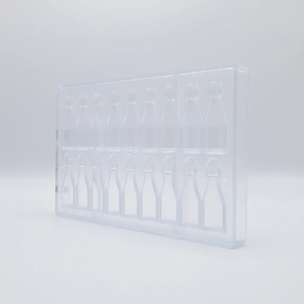 Chocolate World RM2037 / 22 g / 18 Cavities Polycarbonate Mould