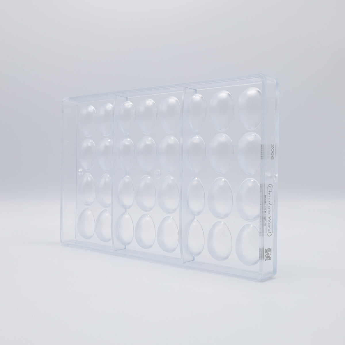 Chocolate World RM2066 / 5 g / 32 Cavities Polycarbonate Easter Egg