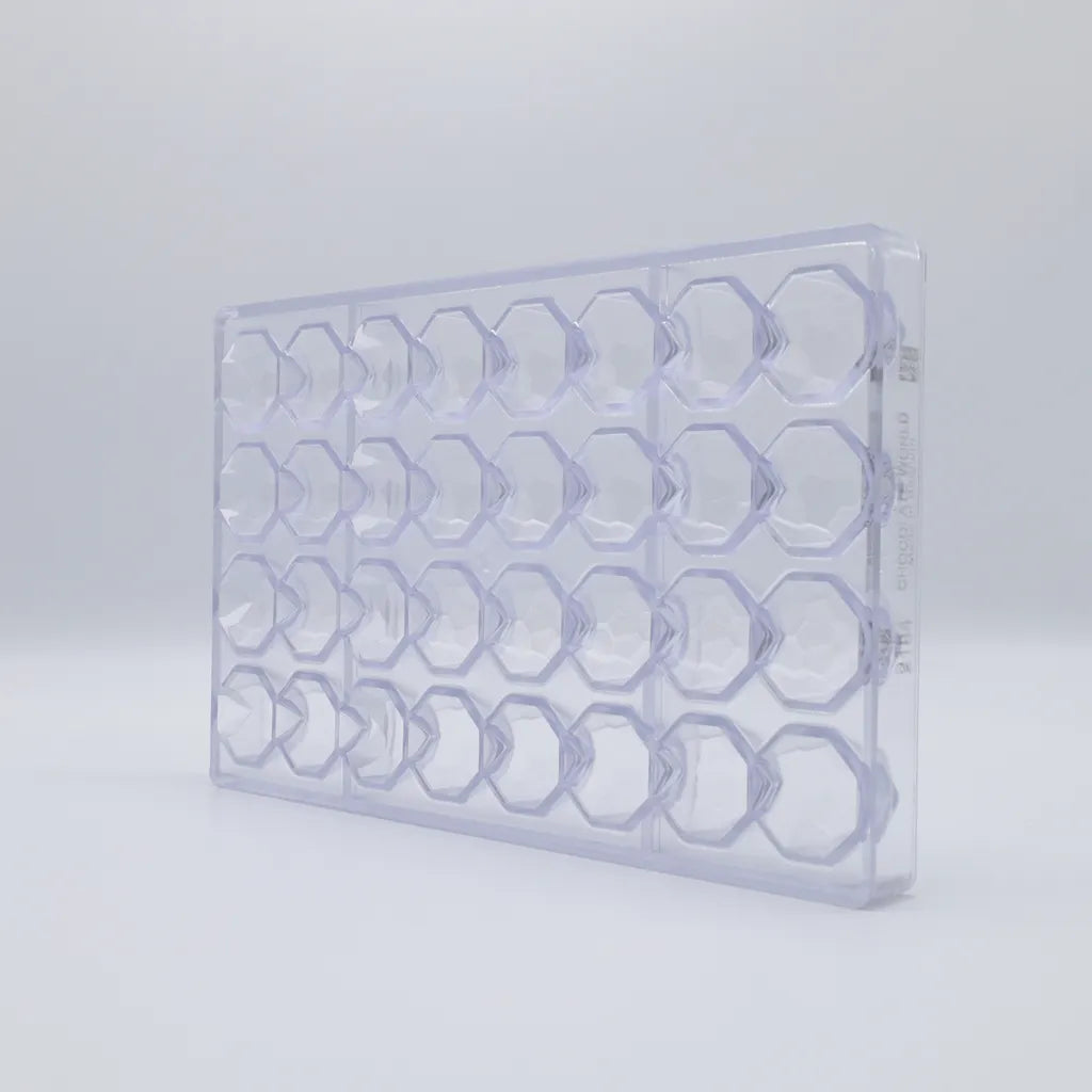 Chocolate World RM2184 / 15 g / 32 Cavities Polycarbonate Mould