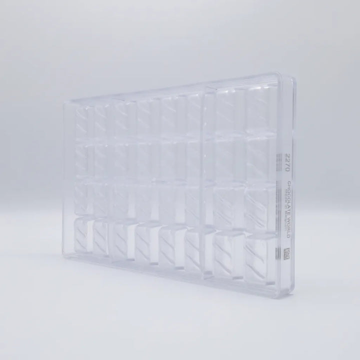Chocolate World RM2270 / 14 gr / 32 cavities Polycarbonate Mould