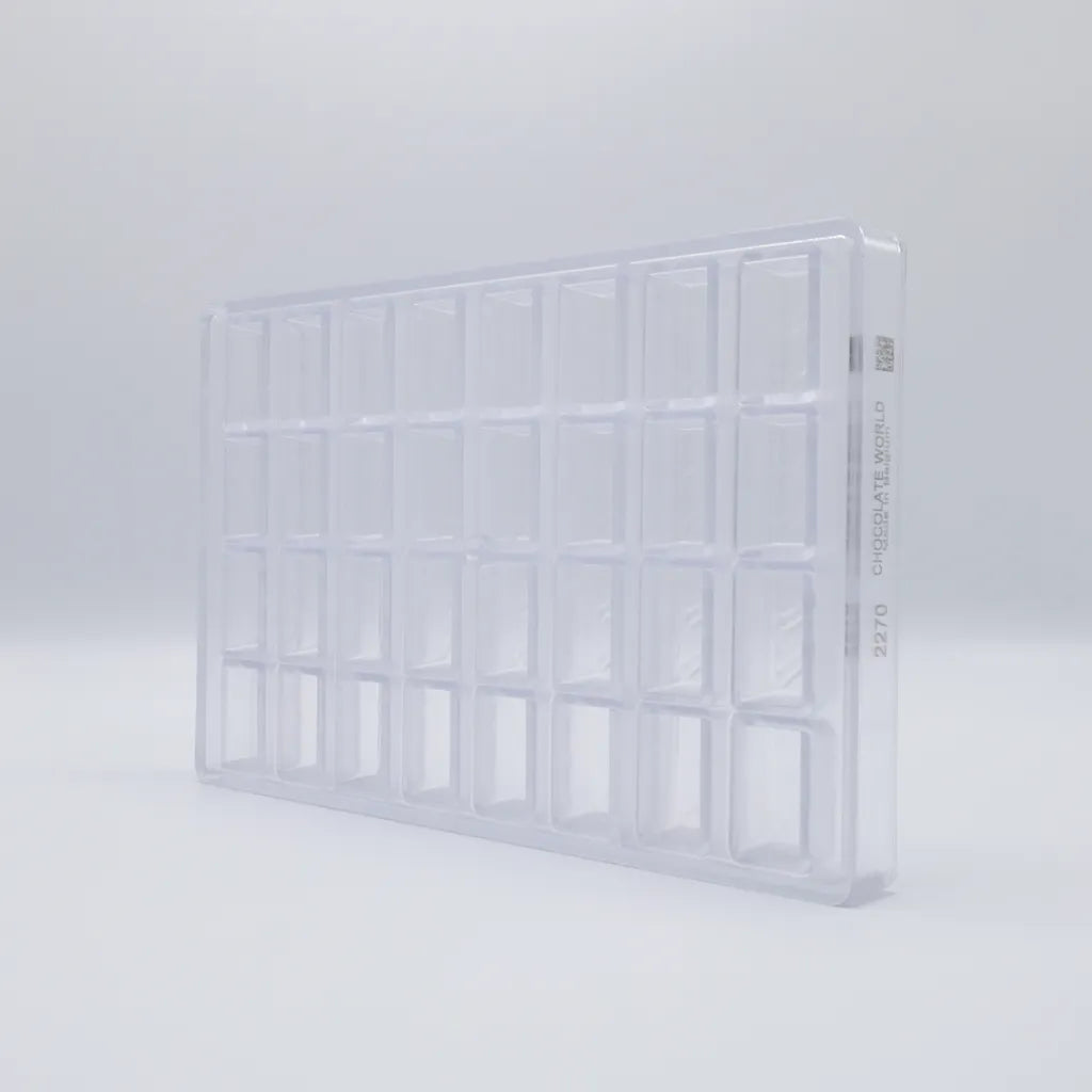 Chocolate World RM2270 / 14 gr / 32 cavities Polycarbonate Mould