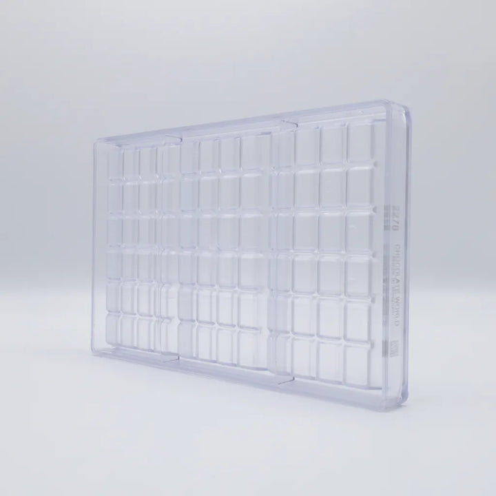 Chocolate World RM2278 / 240 gr / 3 cavities  Polycarbonate Mould