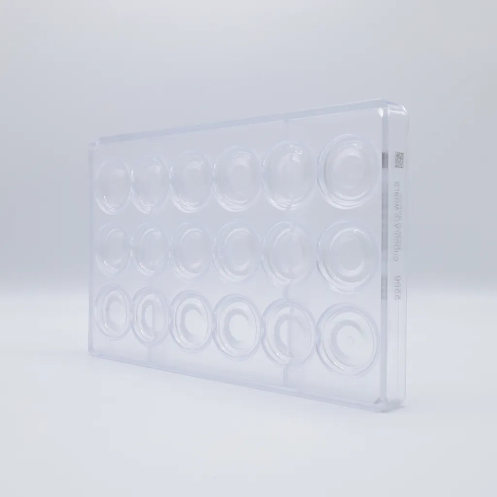 Chocolate World RM2296 / 7 g / 18 Cavities Polycarbonate Mould