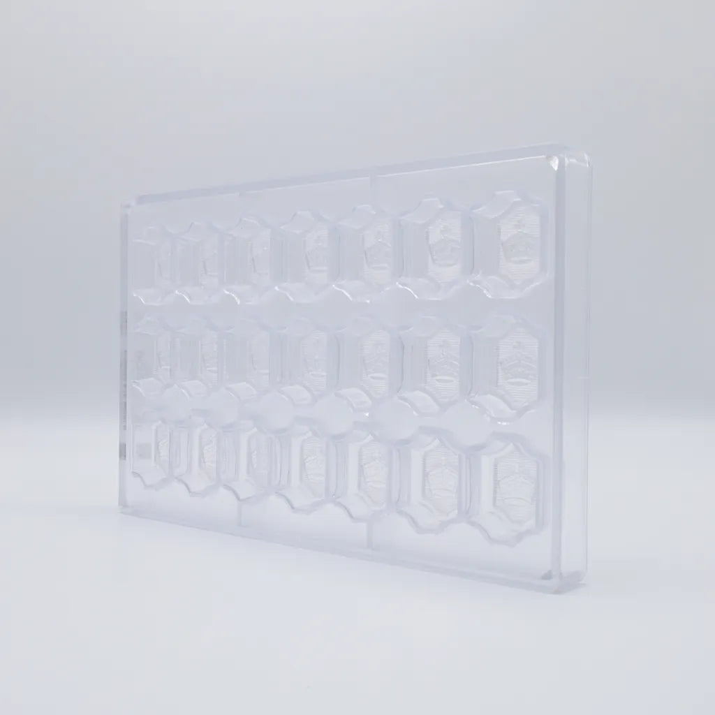 Chocolate World RM2301 / 15 g / 21 Cavities Polycarbonate Mould
