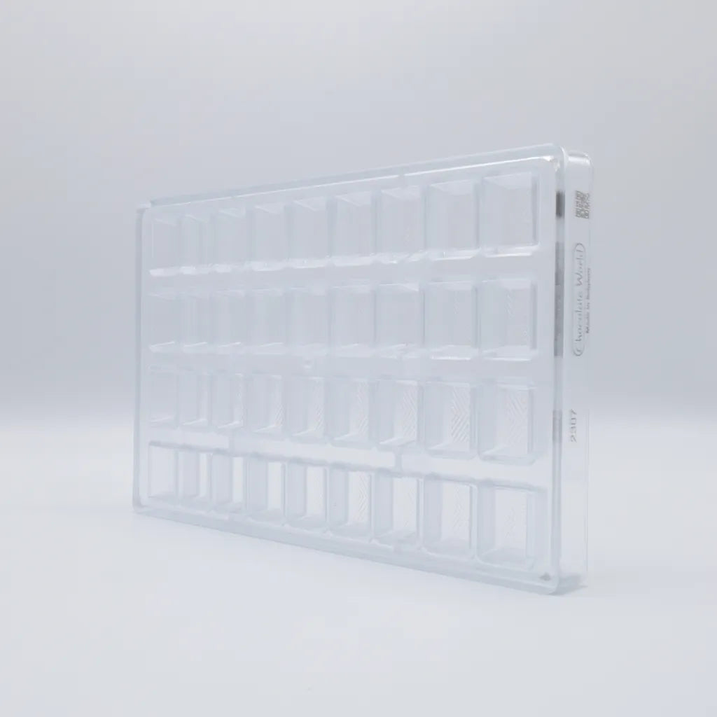 Chocolate World RM2307 / 10 g / 36 Cavities Polycarbonate Mould