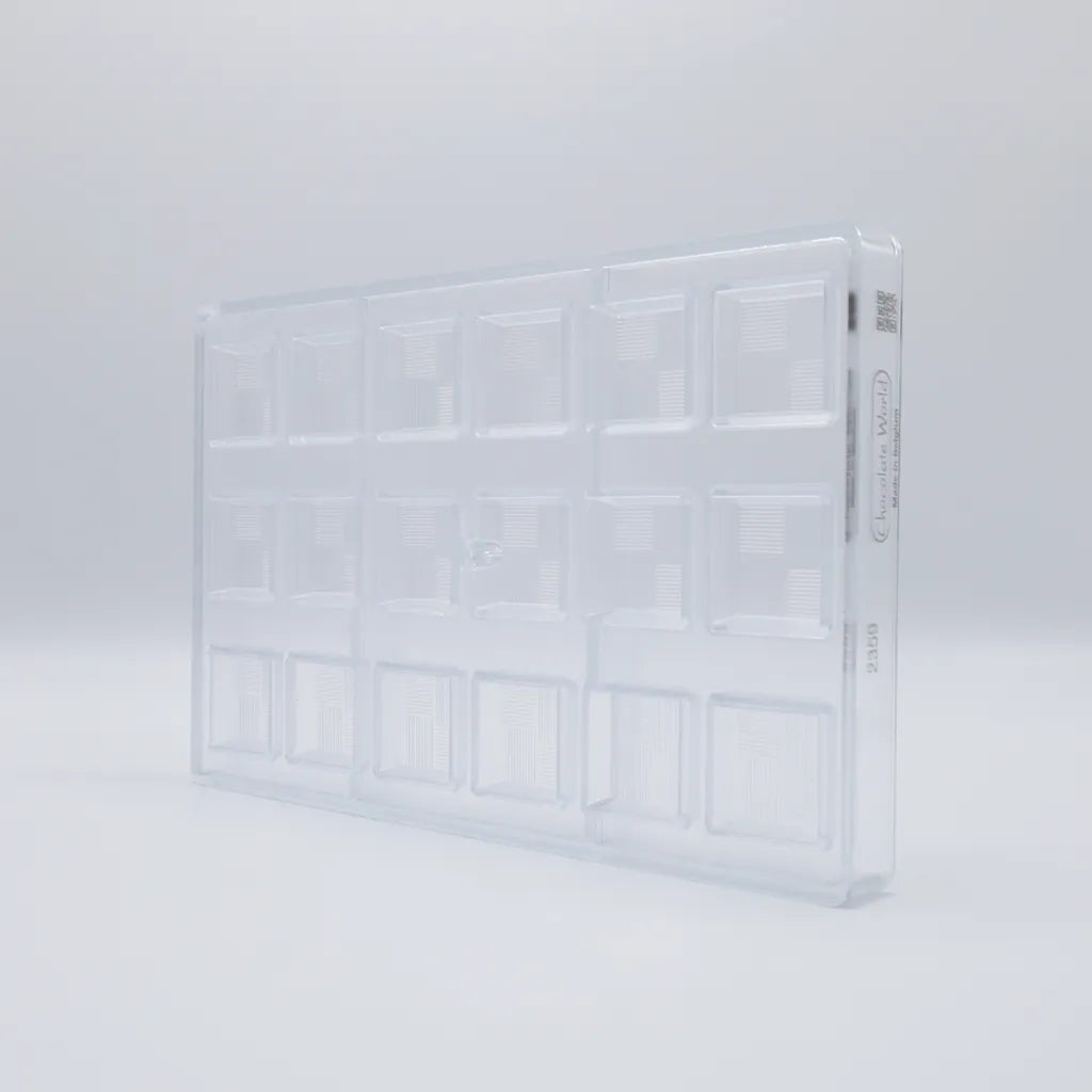 Chocolate World RM2359 / 13 g / 18 Cavities Polycarbonate Mould