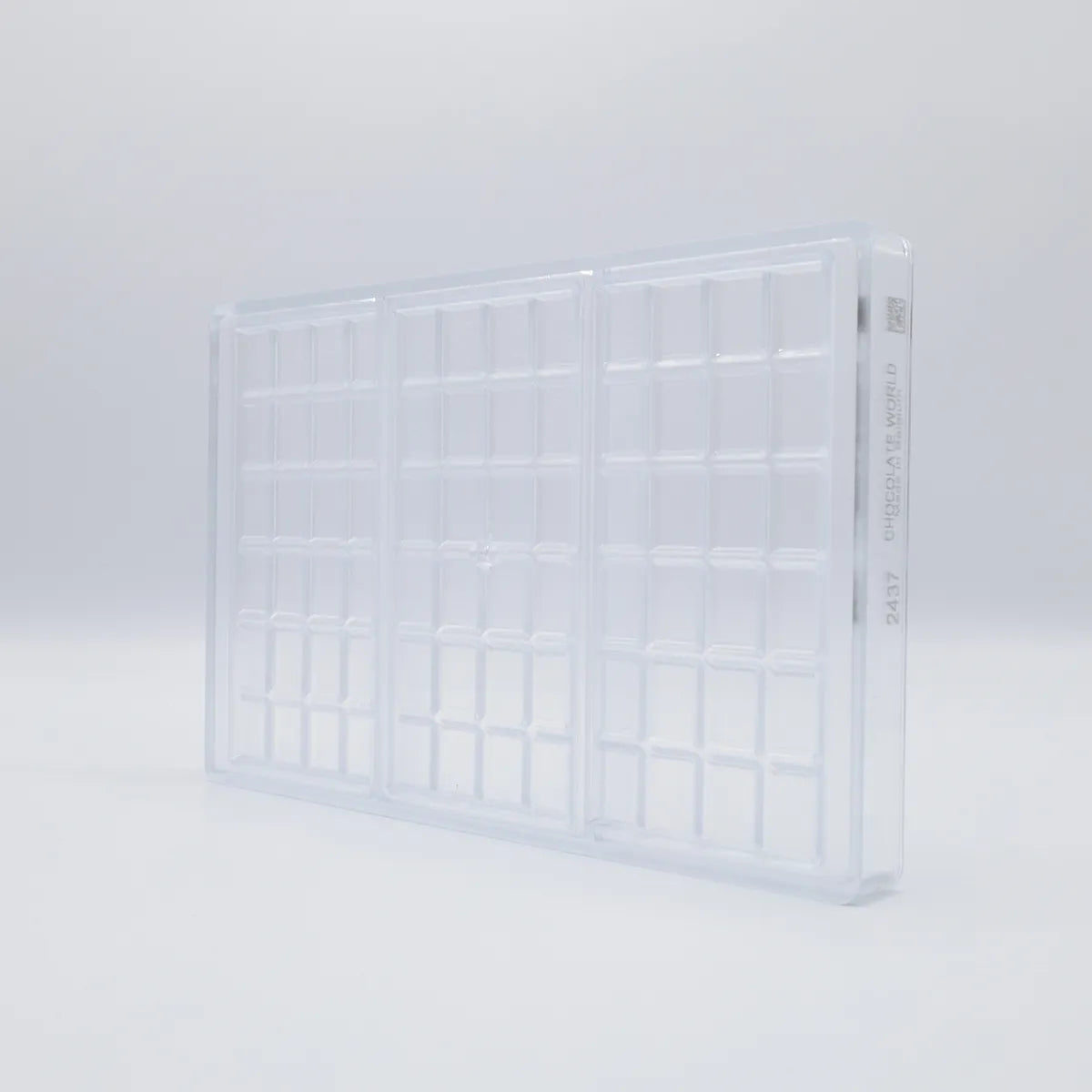 Chocolate World RM2437 / 60 g / 3 Cavities Polycarbonate Mould