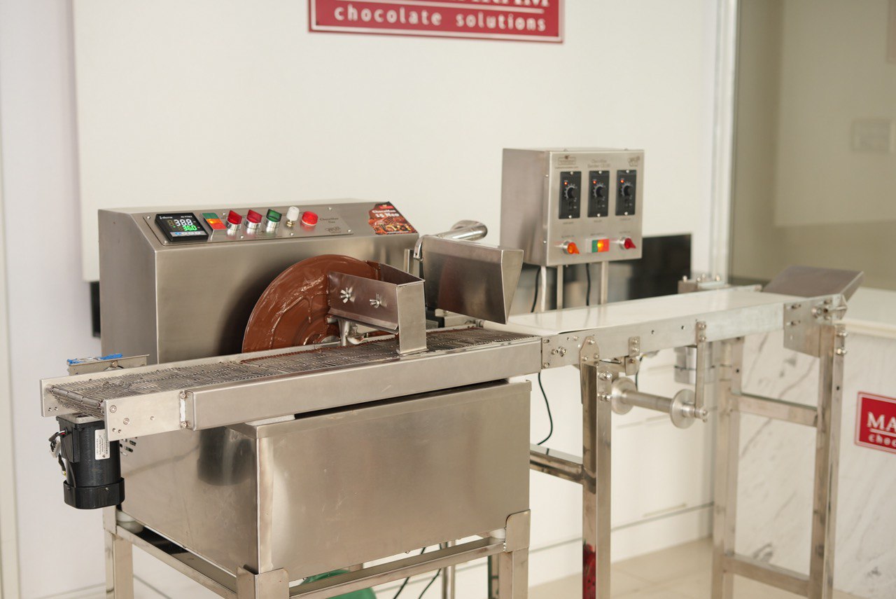 ChocoMan Mini Chocolate Enrobing Machine CE 180