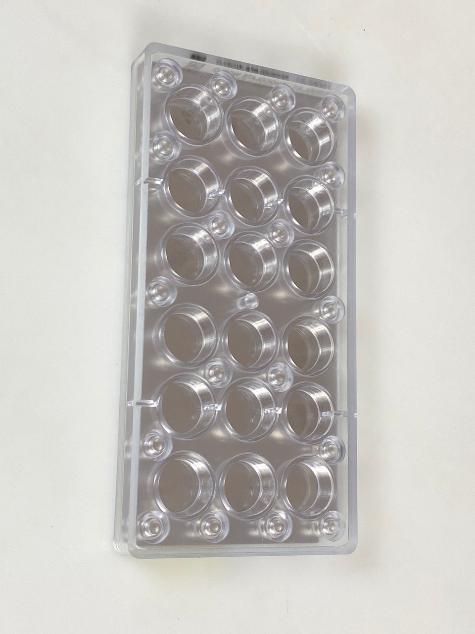 MMV 017 Round Magnetic Mould 36 x 27 MM + Logo Sheet Set