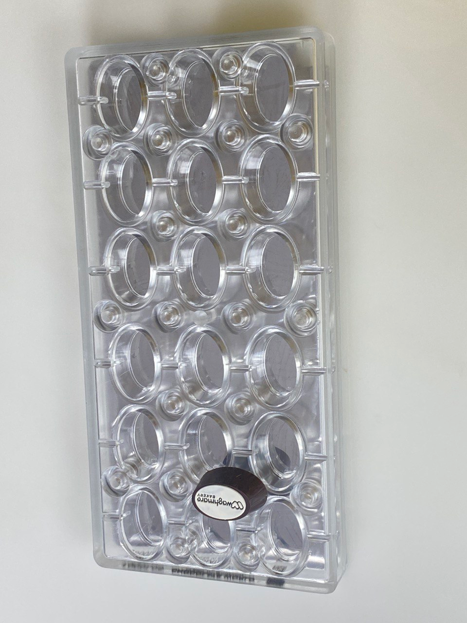 MMV 017 Round Magnetic Mould 36 x 27 MM + Logo Sheet Set