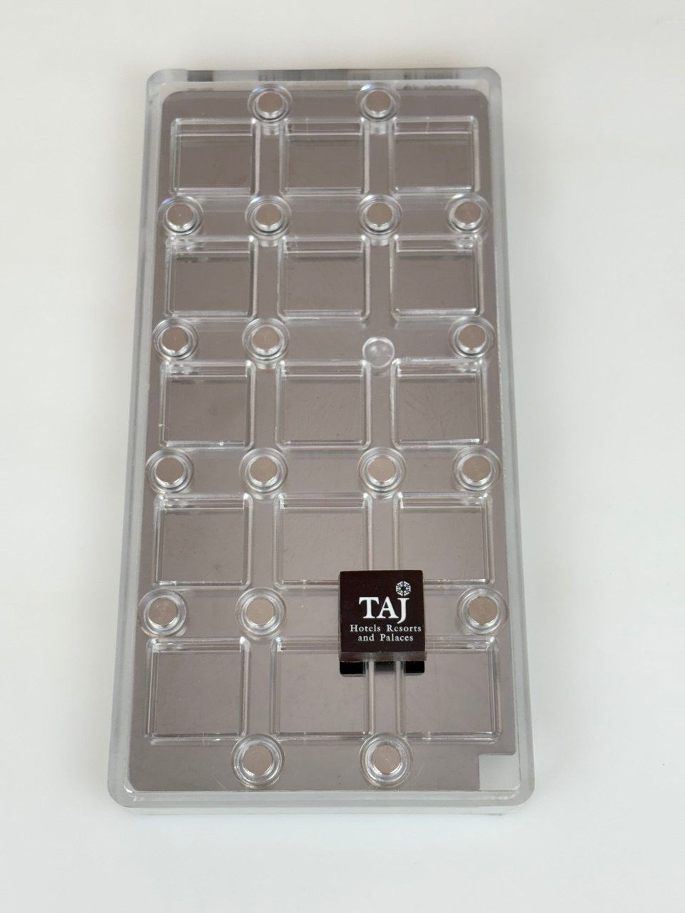 MMV 019 Square Magnetic Mould 29 x 29 MM + Logo Sheet Set