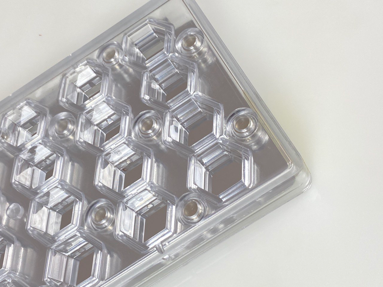 MMV 025 Hexagon Magnetic Mould  27 x 23.5 MM + Logo Sheet Set