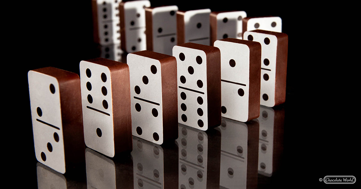 Chocolate World MMV030 / 11 gr / 12 cavities Polycarbonate Chocolate Mould