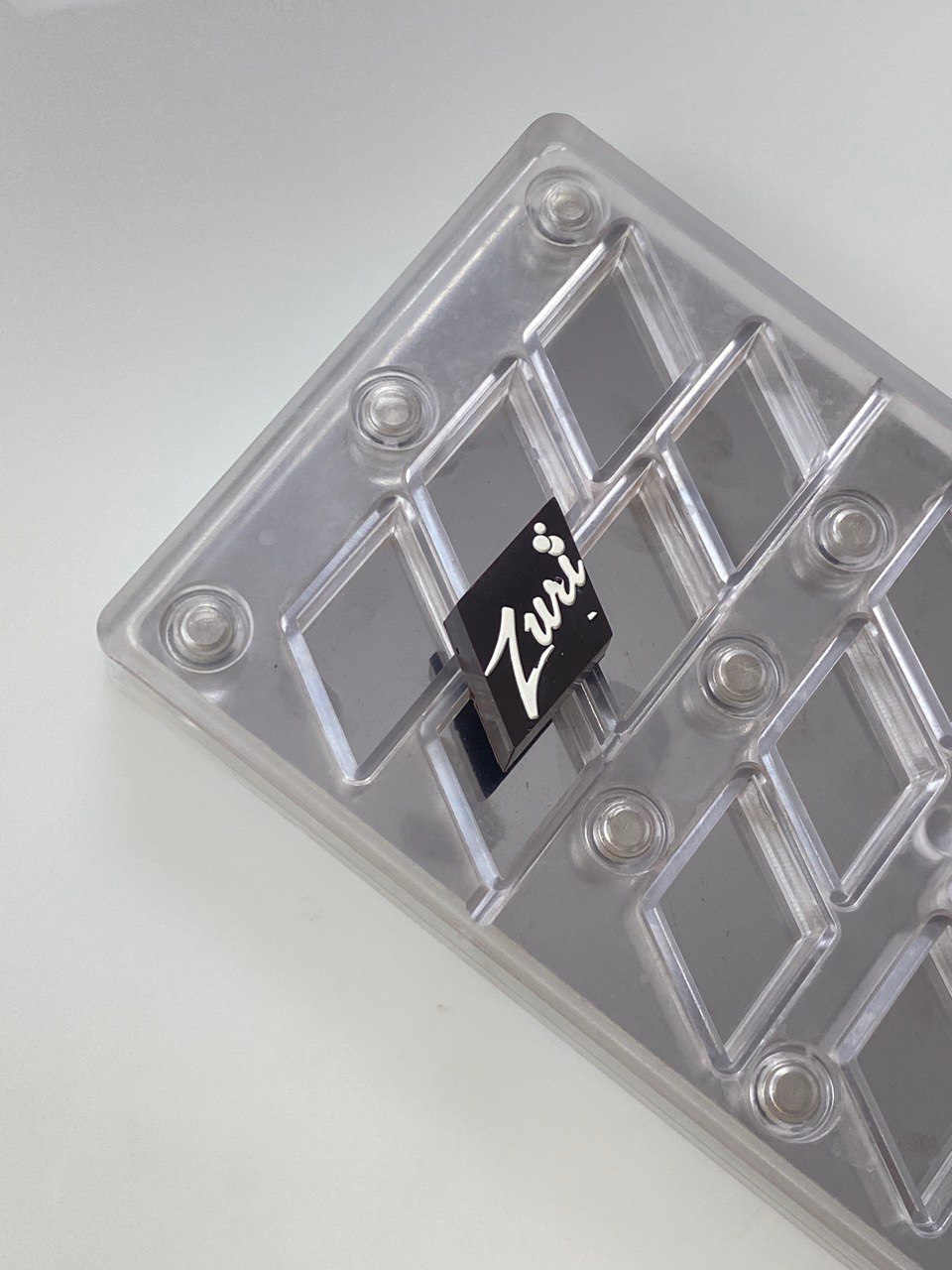 MMV 043 Rhombus Magnetic Mould 47 x 27 MM + Logo Sheet Set