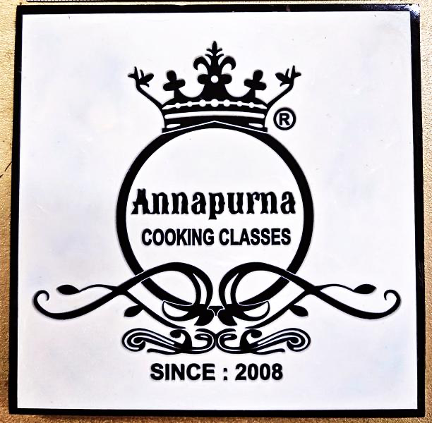 MMV 032 Square Magnetic Mould 84.5 x 84.5 MM + Logo Sheet Set