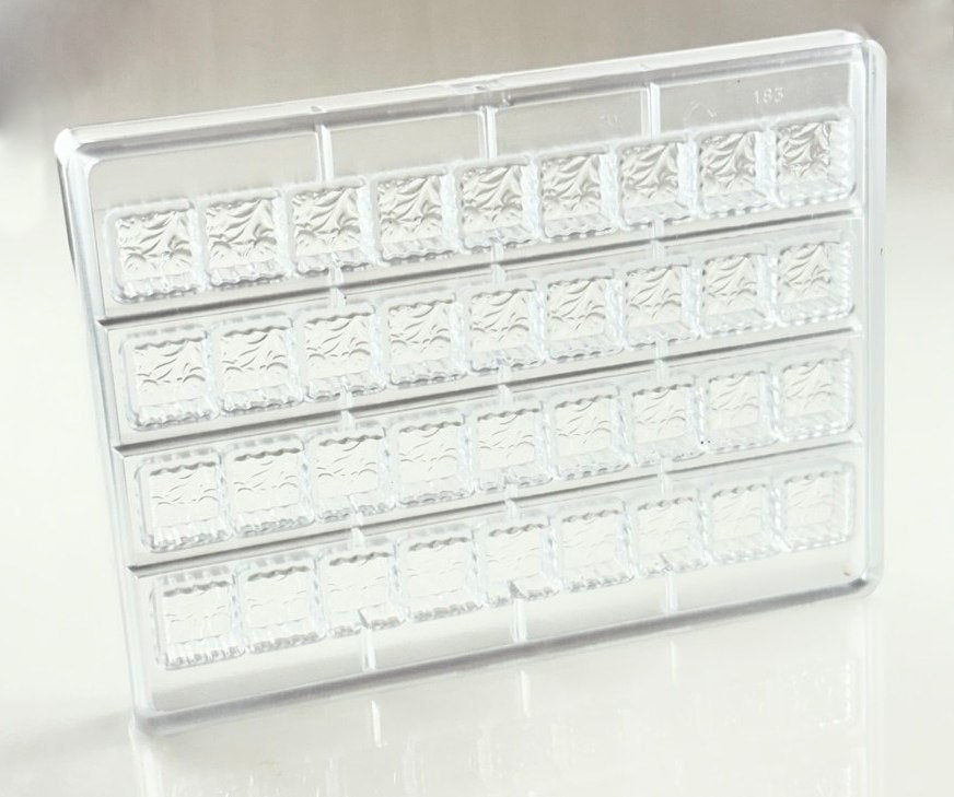 Caberellon RA183 / 9 g / 17 Cavities Polycarbonate Mould
