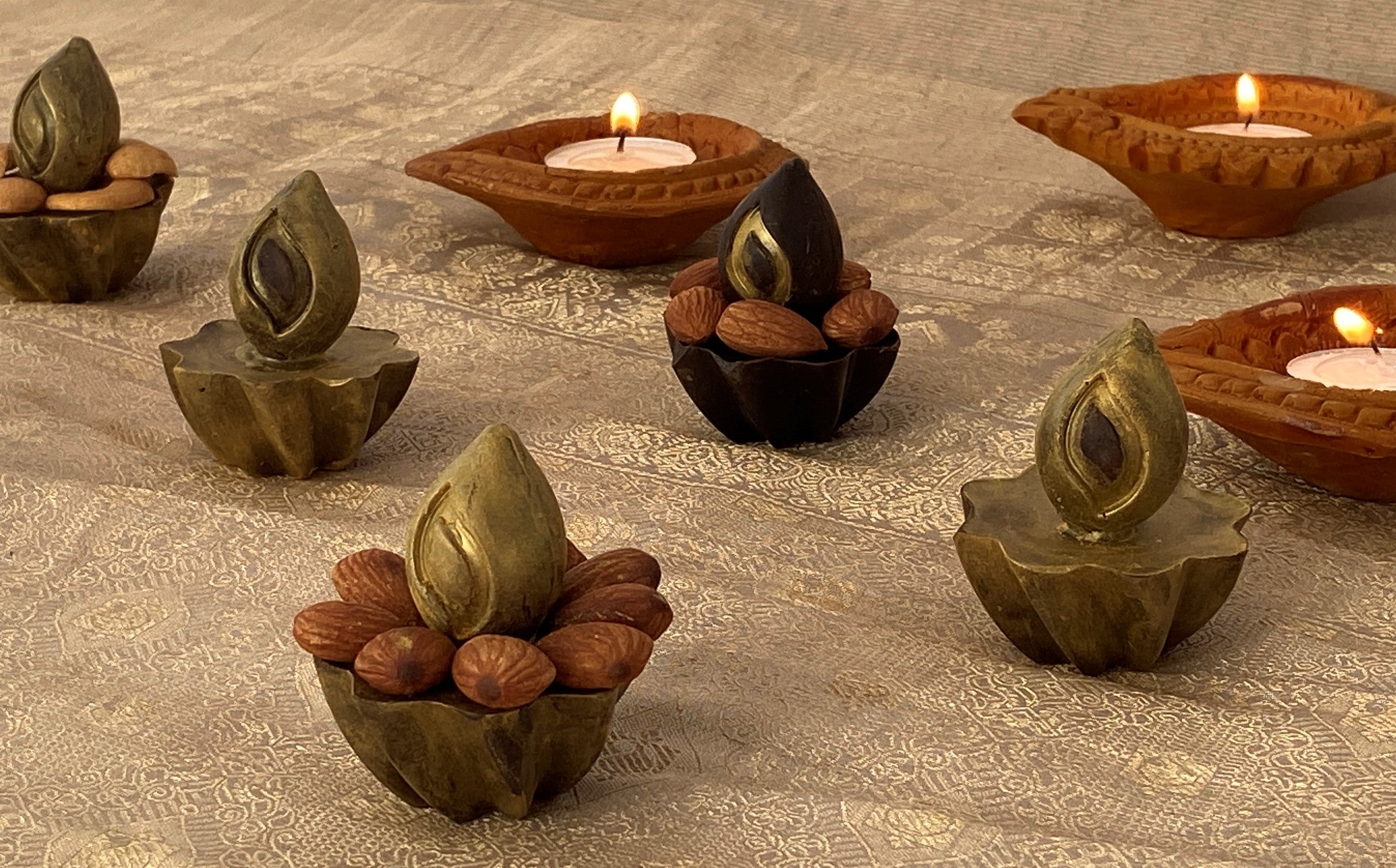 Chocolate World RM1860 / 29.5 g / 10 Cavities Polycarbonate Mould