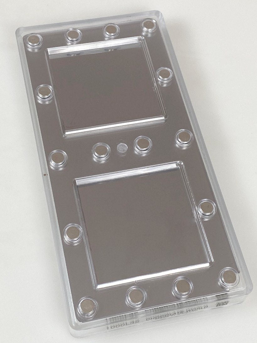 Chocolate World MMV032 / 37.29 gr / 2 cavities Polycarbonate Chocolate Mould