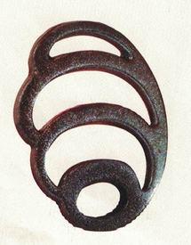 Garnish Mould MA 20-D010 from Mangharam helps make Chocolate Garnishes for cakes, pastries, ice-creams & desserts imparting a fine shine & finish to confections